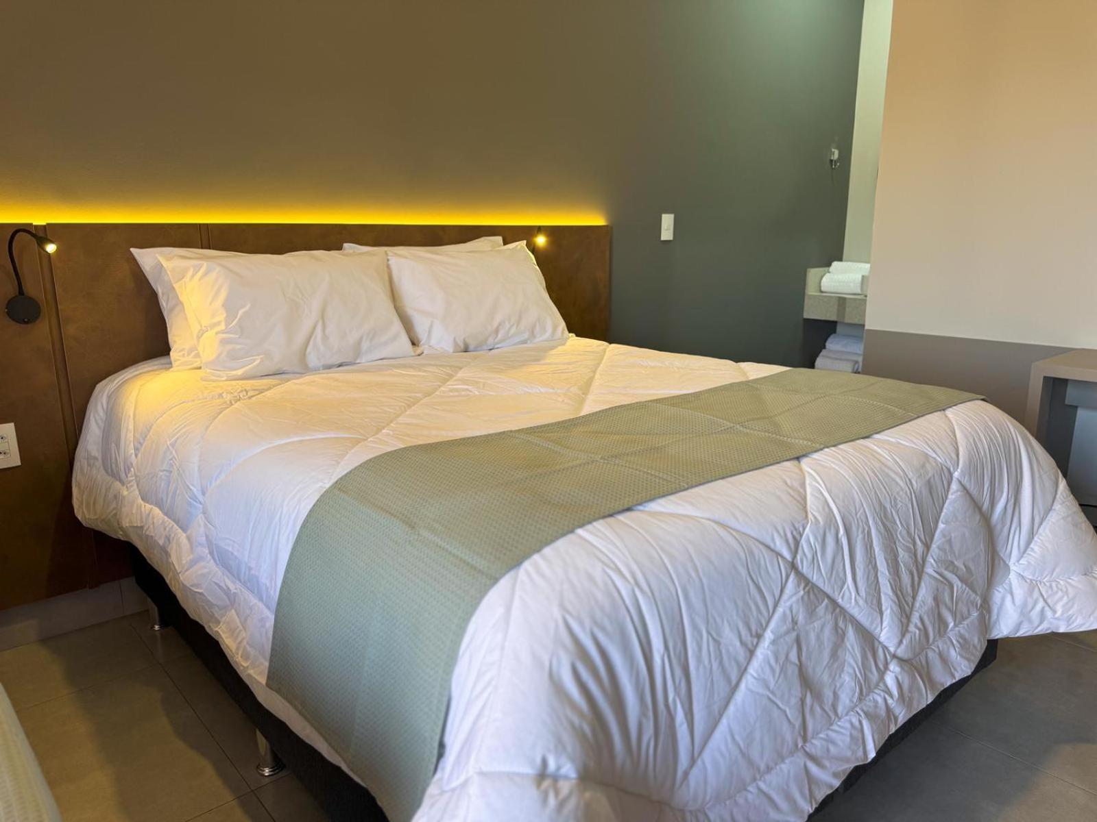 Ondara Flat Hotel Andradina Exteriér fotografie